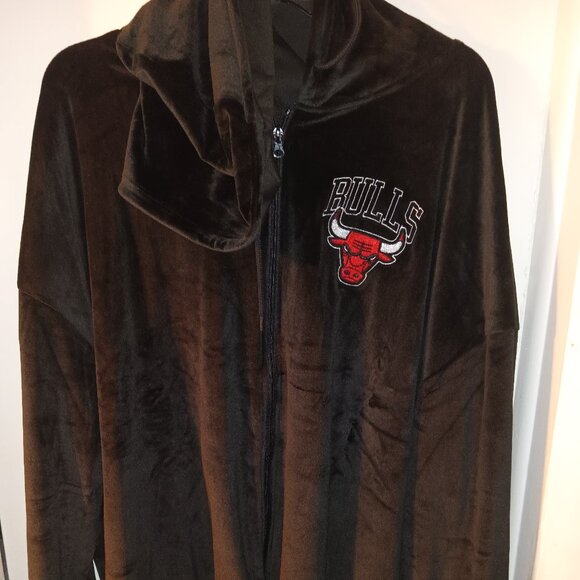 NBA Pants - Stylish Black Hooded Jacket